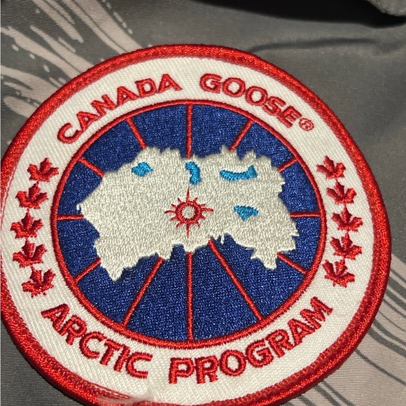 Canada Goose Men’s Camo Jacket Coat – New With Tags (NWT) – Authentic – L - Picture 4 of 11